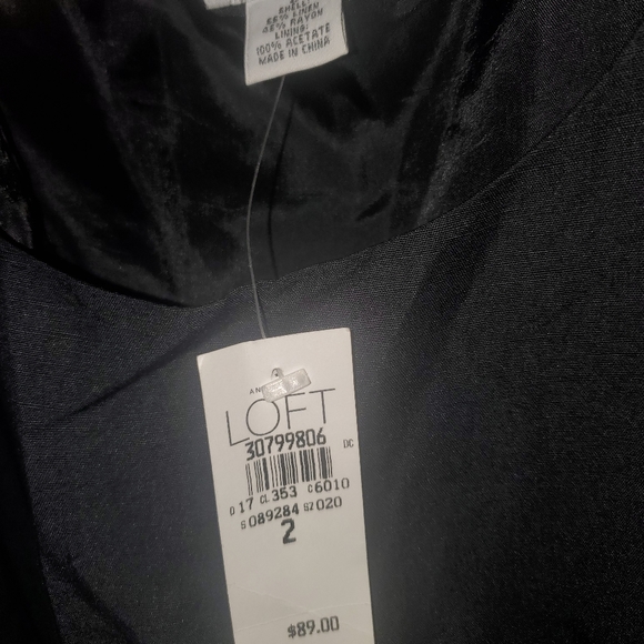 LOFT DRESS - Picture 3 of 3